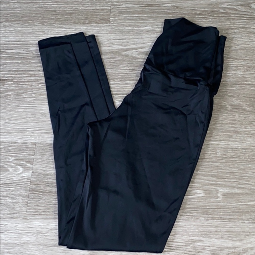super high rise black leggings